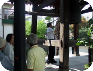 午後1時45分22人参加の善念寺(大和田)